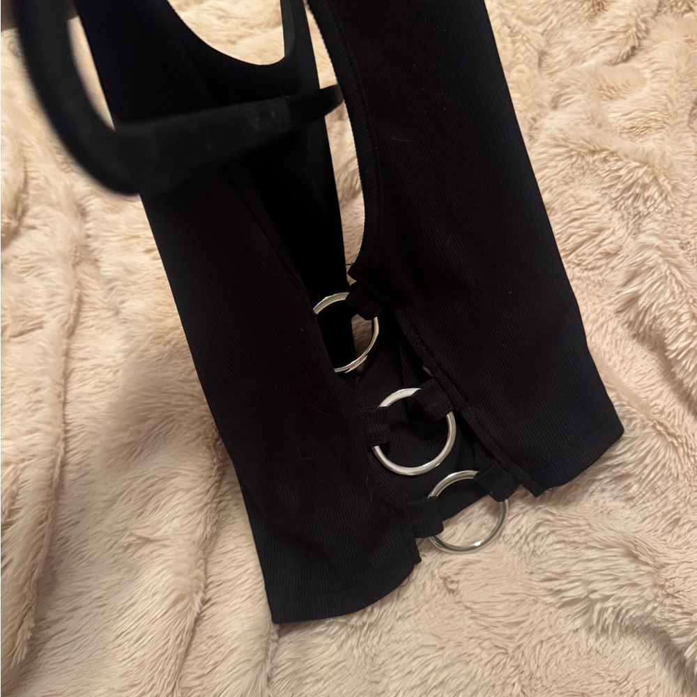 Black Sleeveless Top with Side Ring Details - Picture 3 of 3